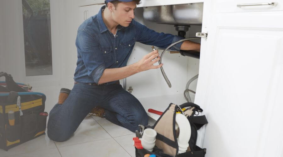 Expert burst pipe repair services in Greentown, IN